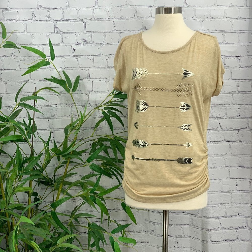 🎉SJS Taupe Colored Tee w/ Boho Metallic Arrows - Picture 1 of 6